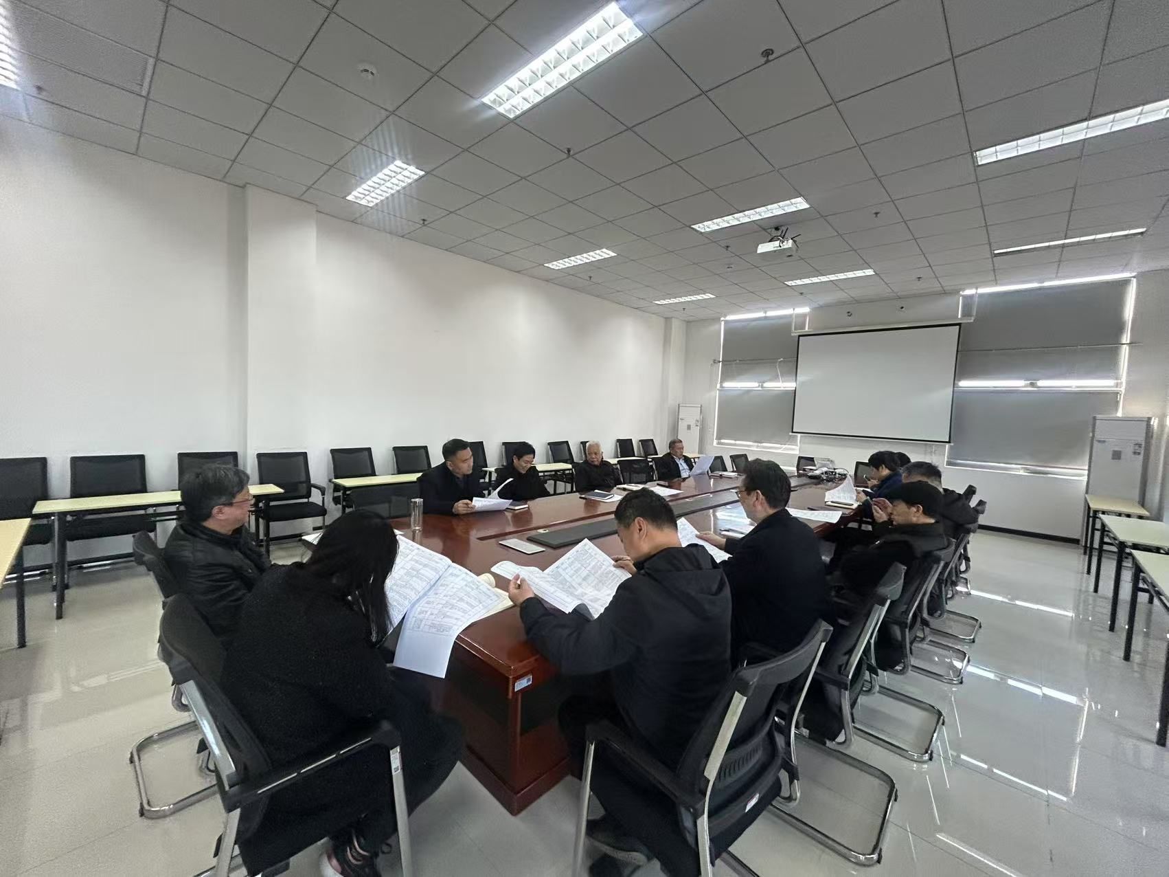我校召开“抓落实 促育人”专项行动部署会 推进人才培养数据高质量填报