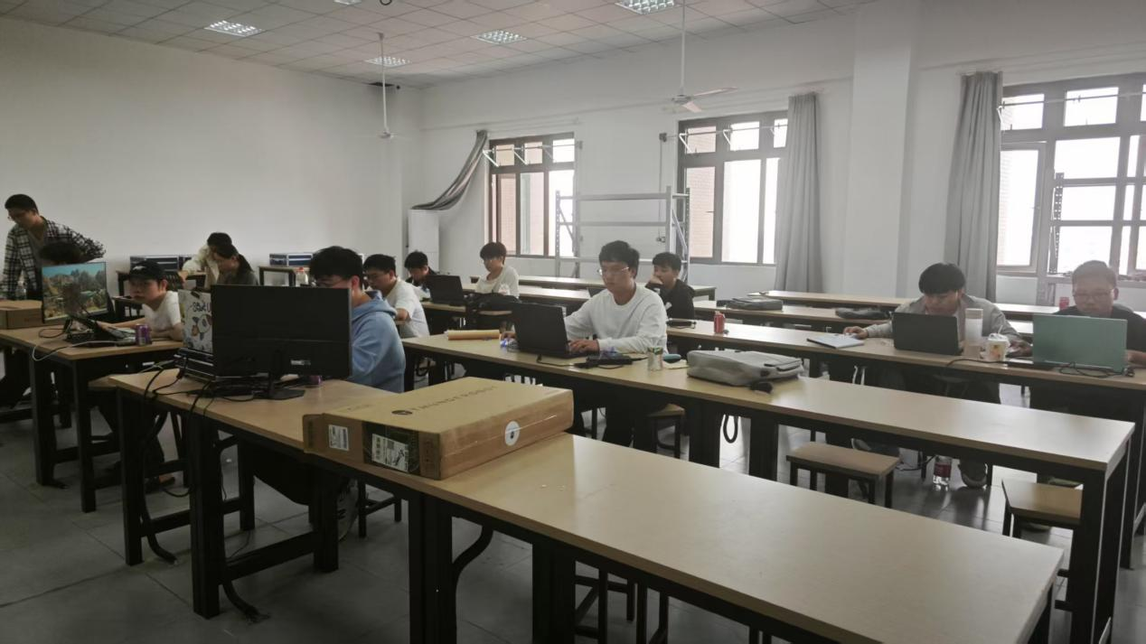 第十八届全国大学生先进成图大赛校赛暨湖北省选拔赛圆满落幕